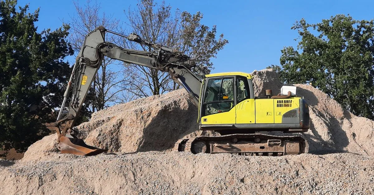 découvrez nos services professionnels de terrassement et travaux de fouille pour préparer parfaitement tous vos chantiers de construction.